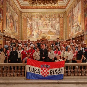 Kardinal Bozanić susreo se u Rimu s hodočasnicima iz Zagrebačke nadbiskupije